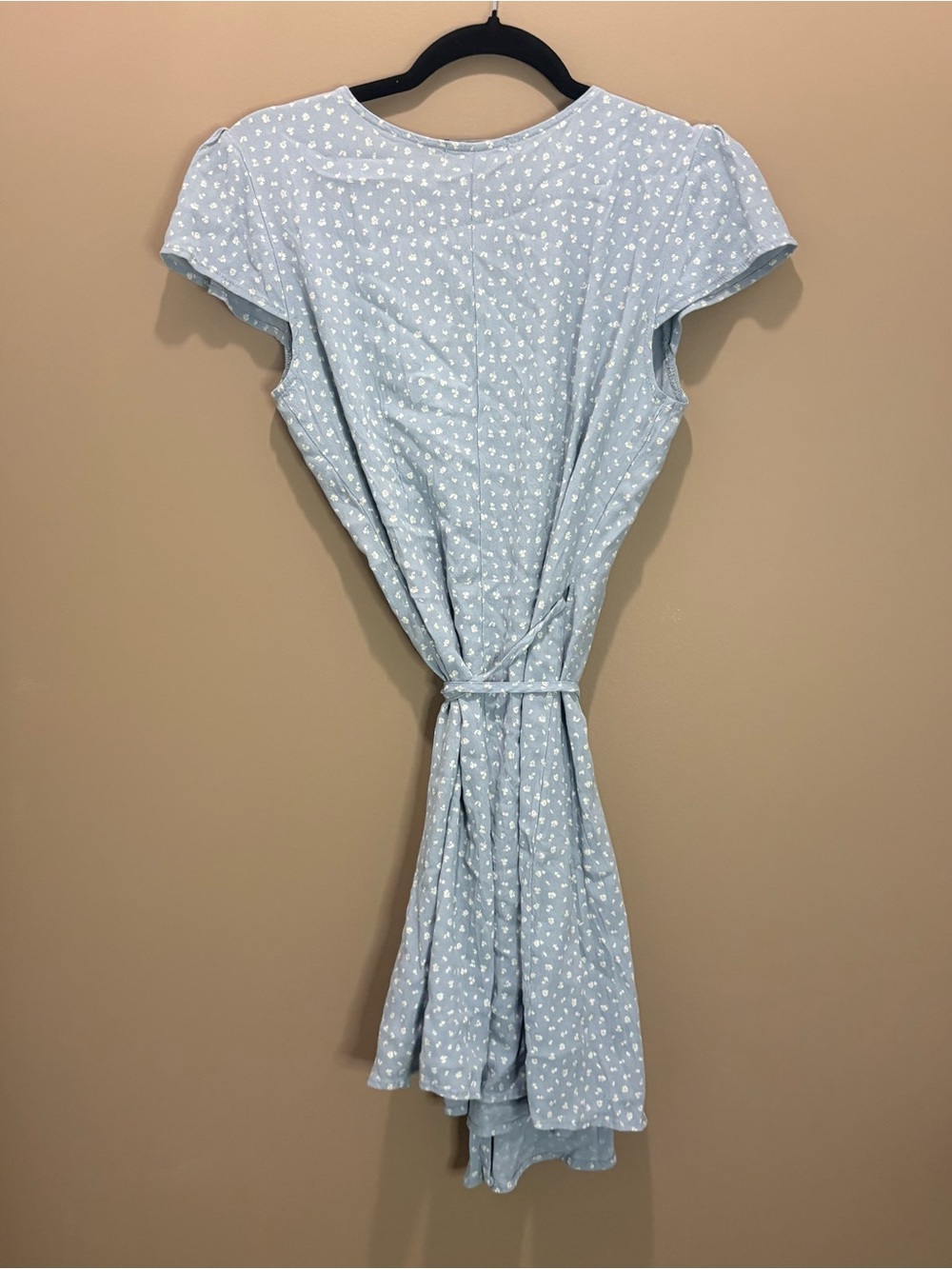 Brandy Melville wrap dress - Picture 2 of 4